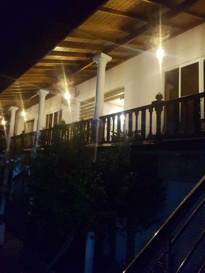 Gg Lodge Мирисса Экстерьер фото