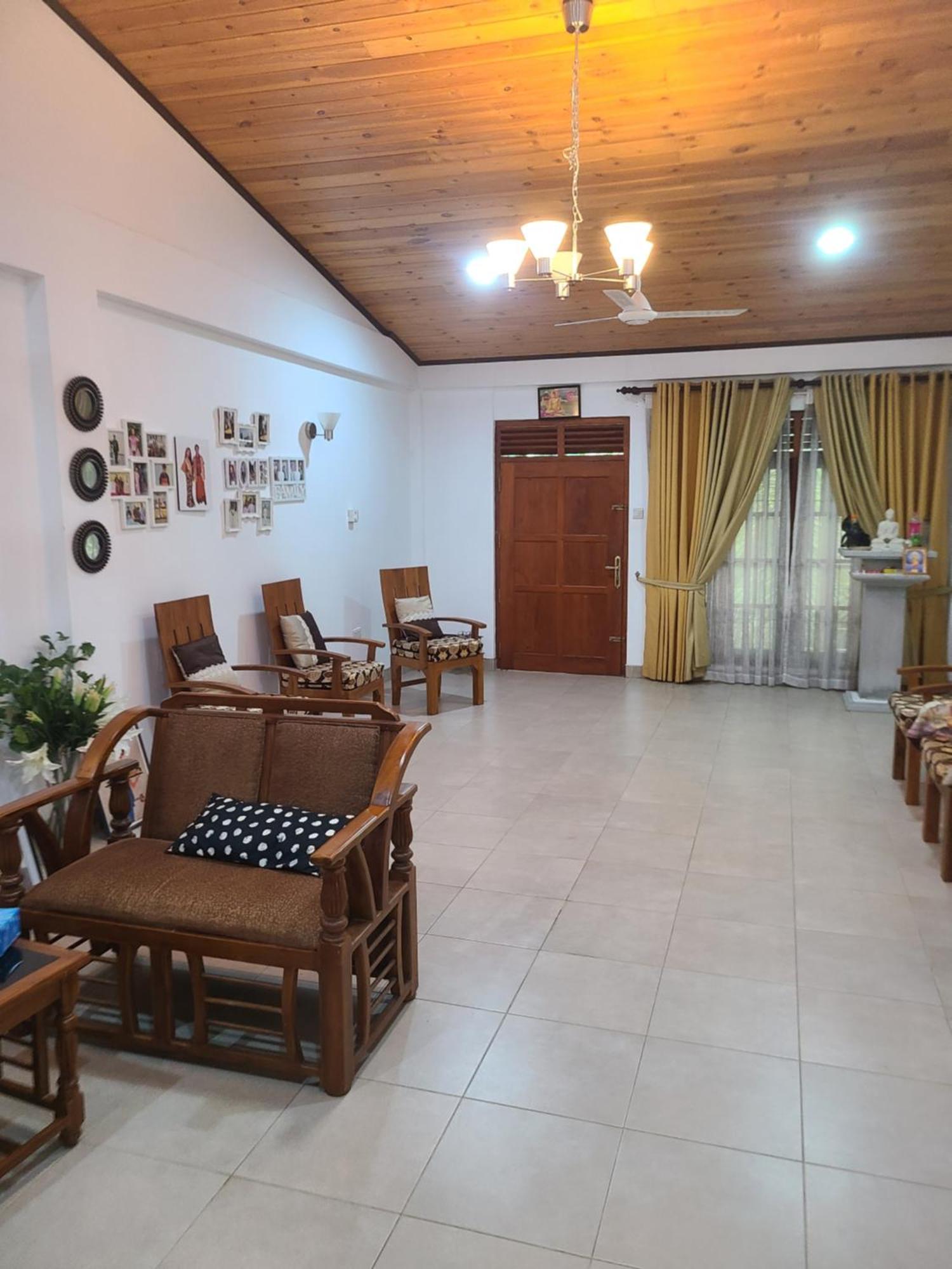 Gg Lodge Мирисса Экстерьер фото